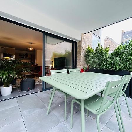 L'Hermine Terrasse Et Parking, 500 Plage 孔卡尔诺 外观 照片