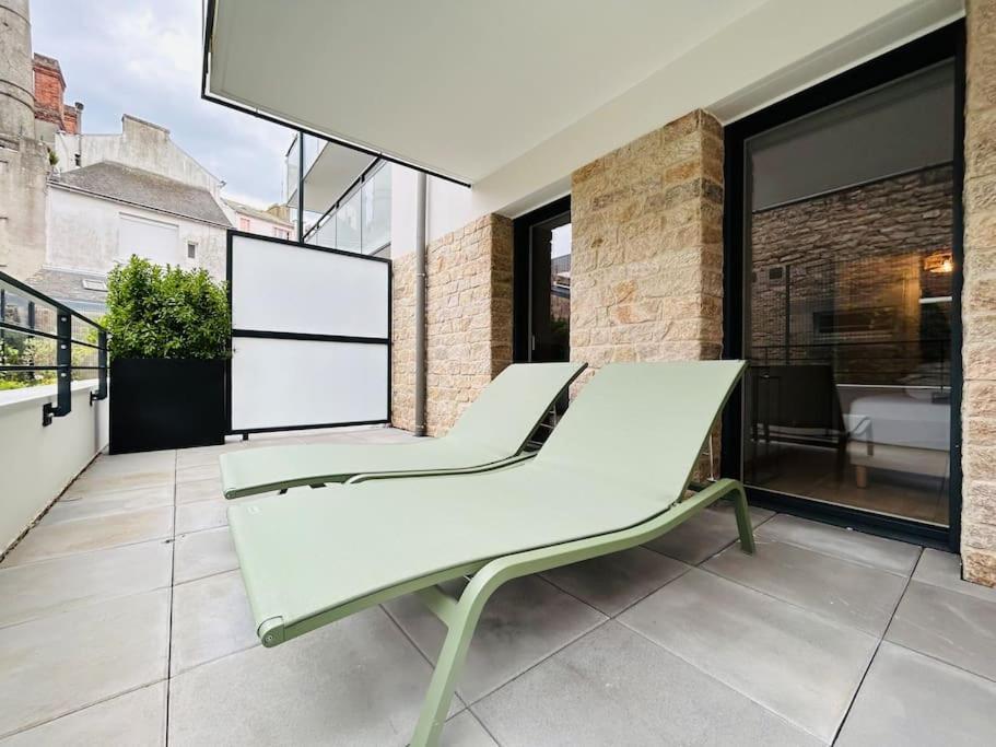 L'Hermine Terrasse Et Parking, 500 Plage 孔卡尔诺 外观 照片